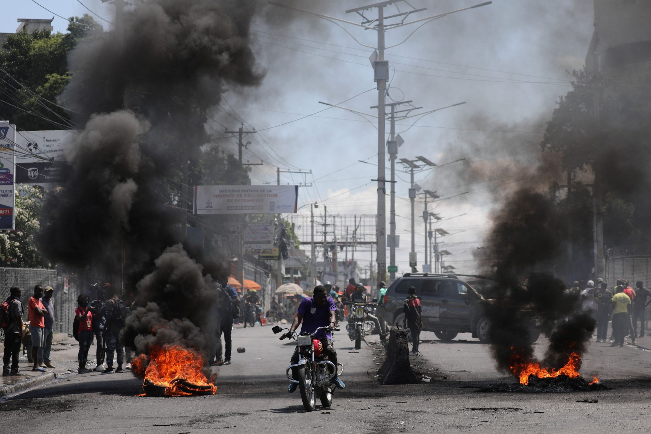 Chaos in Haiti Leaves U.S. With Few Options