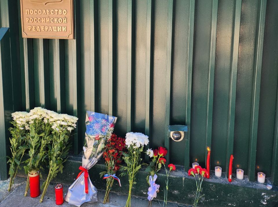 Citizens Express Condolences with Messages, Candles, and Flowers at Russian Embassy in Greece