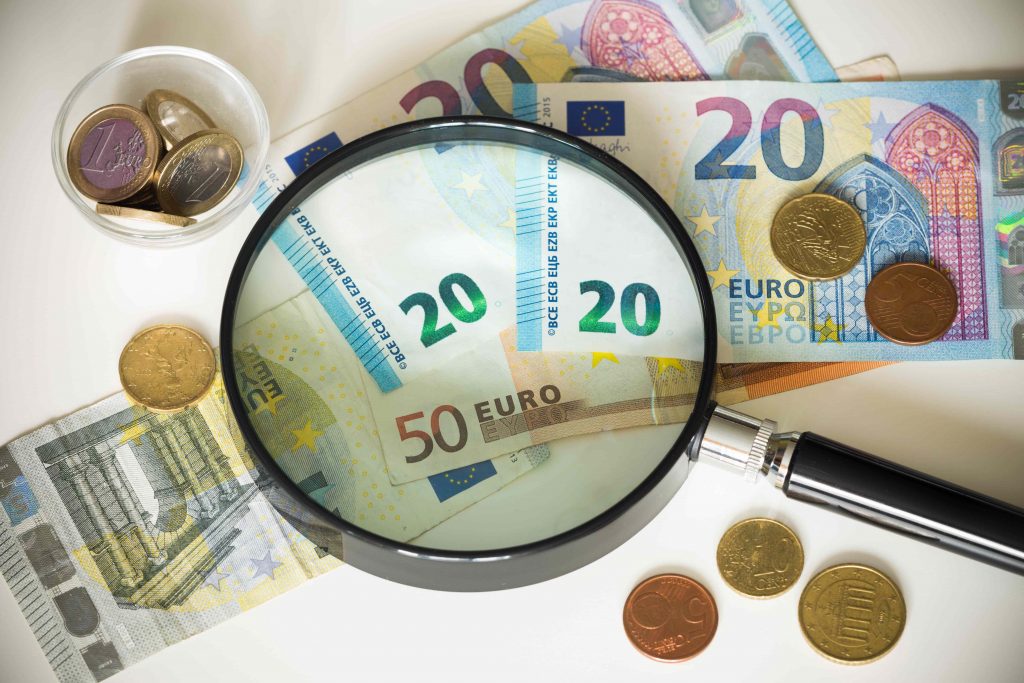 Tax Revenues 2.079 bln€ Above Target in Jan-Apr 2024