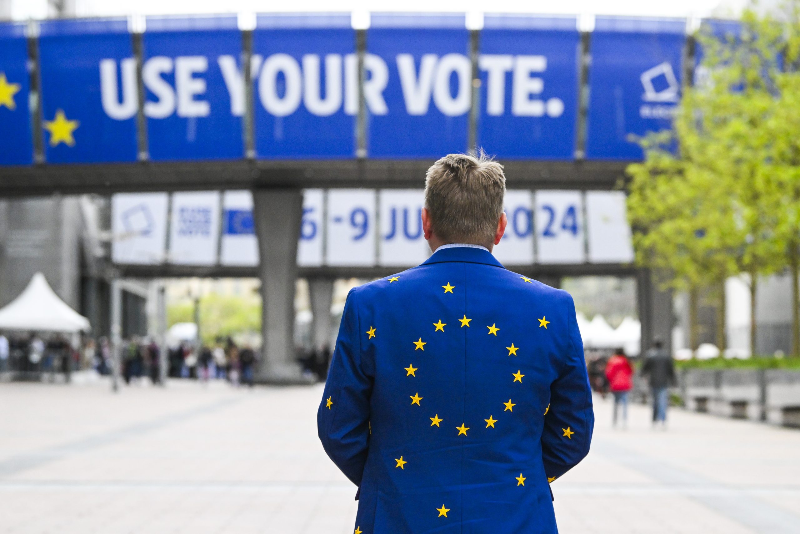 The EU at a Crossroads Challenges and Choices in the 2024 Elections