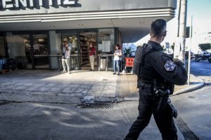 Shooting at Piraeus Supermarket Leaves One Dead, One Injured