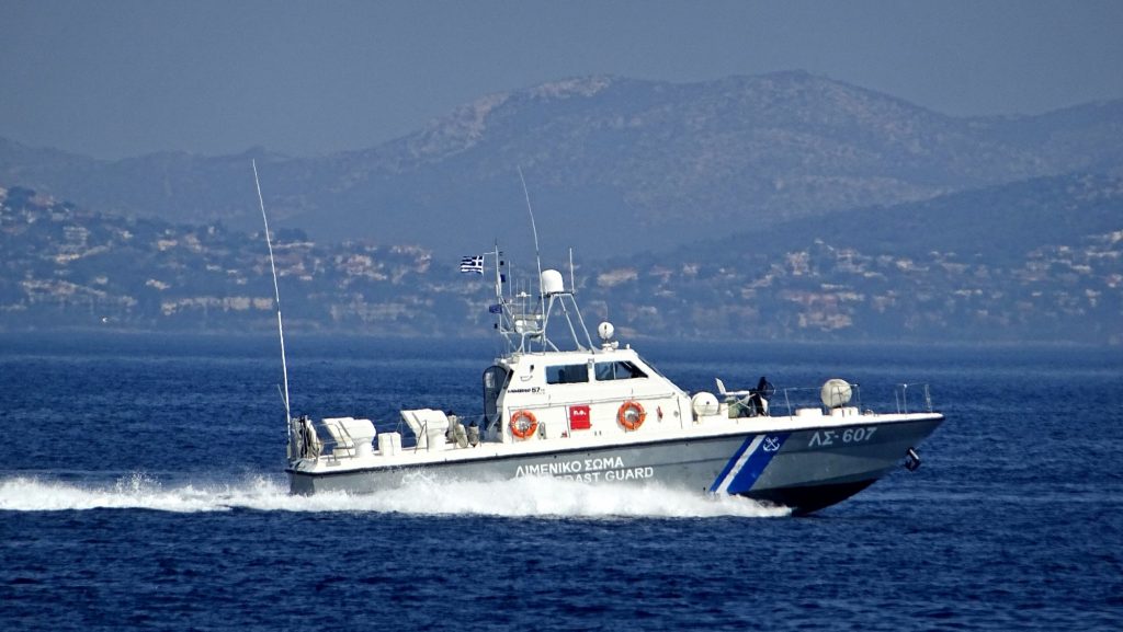 US Tourist Found Dead on Mathraki; Search Intensifies for French Tourists on Sikinos
