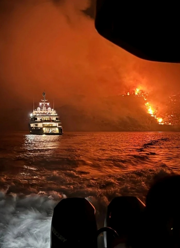 Misdemeanor Charge Against 8 Passengers of Wildfire-implicated Yacht