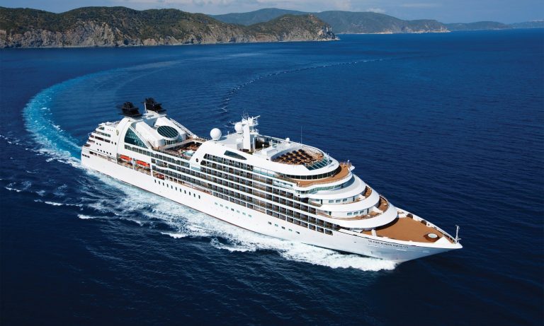 Greece in Top 3 Cruise Travel Destinations in the Mediterranean