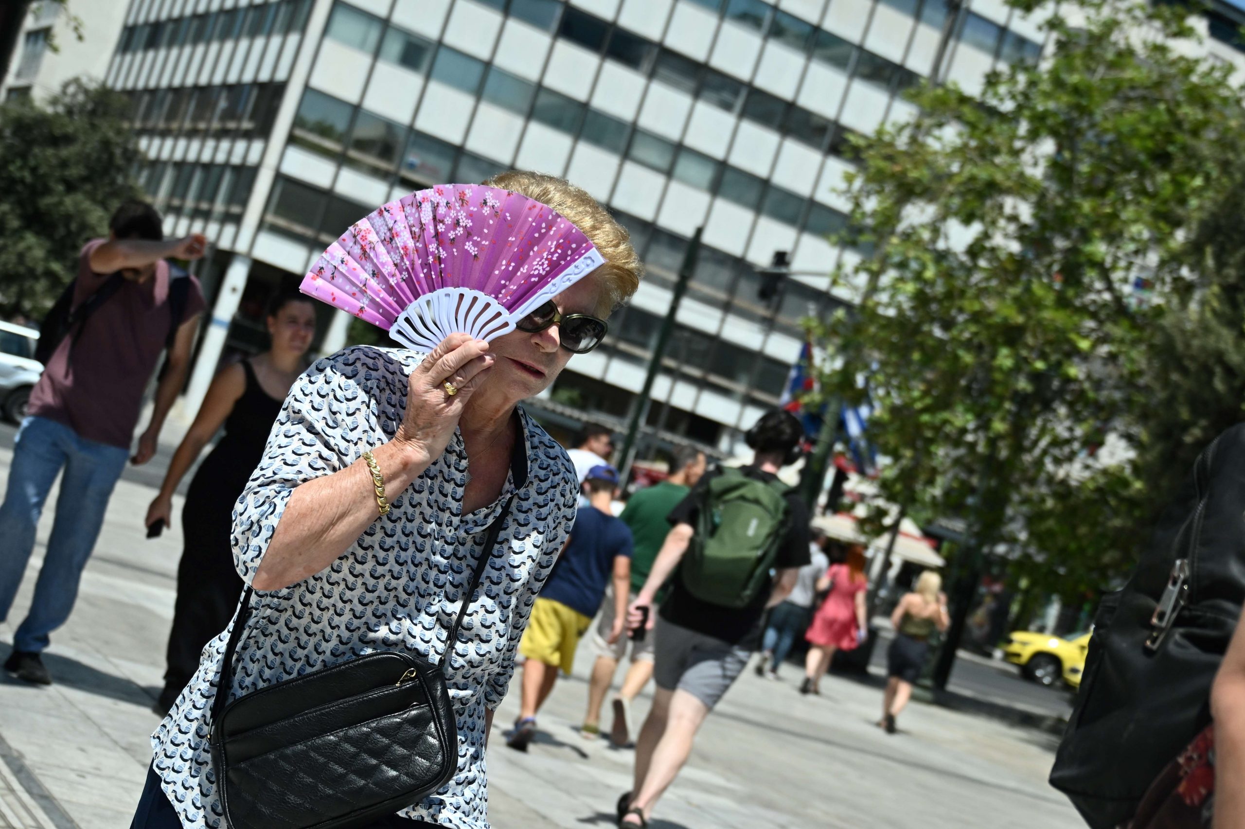 Excessive Heatwave Persists Until Monday, Temps Cool on Tuesday