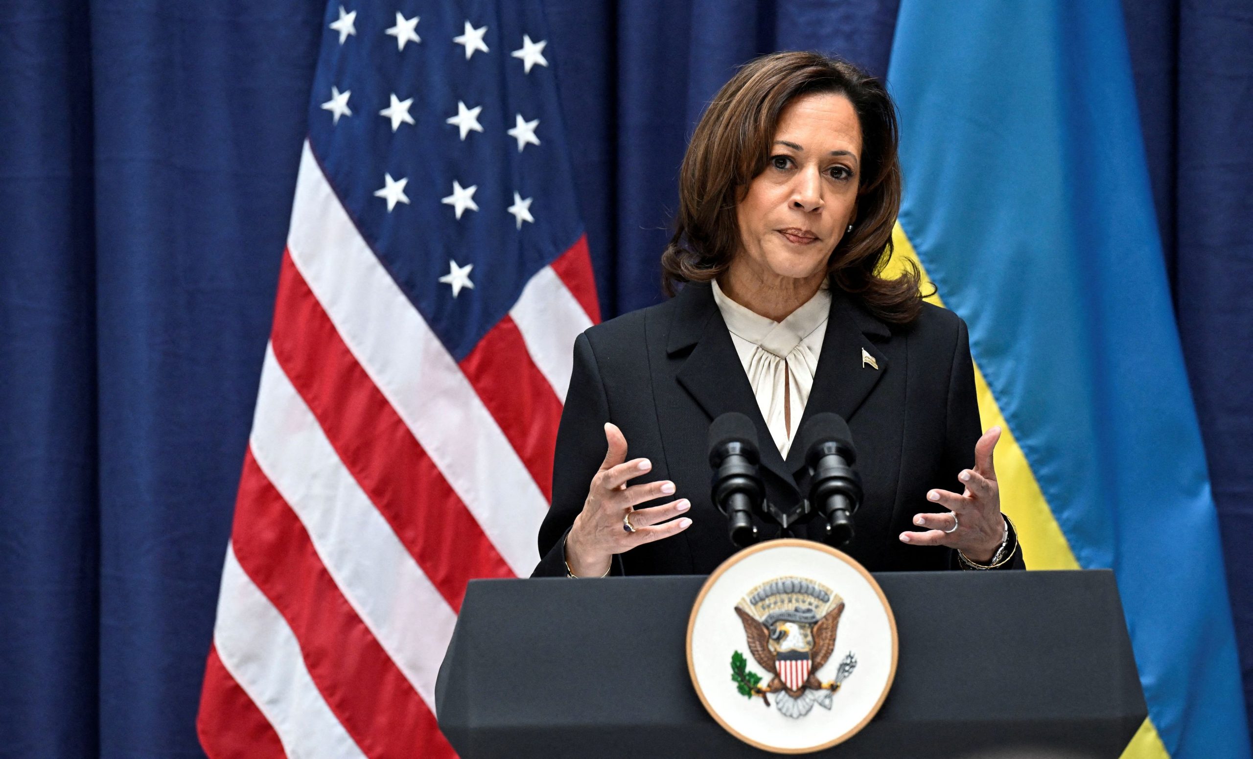 Harris Gathers Donors, Support After Biden Drops Out of Race – Latest Updates