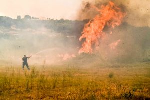 Major Wildfire Front in Crete’s Rethymno Prefecture