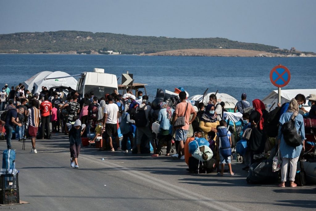 Tilos: Videos Shows Clash Between Mayor, Tourist Over Migrants