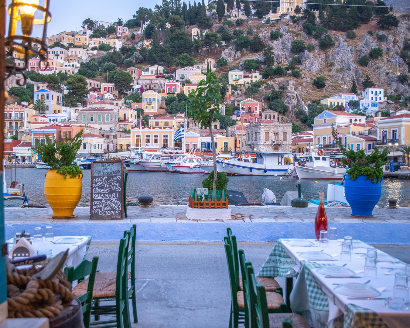 The Secret to Finding Great Meals While Traveling (Hint: It Doesn’t Involve the Internet)