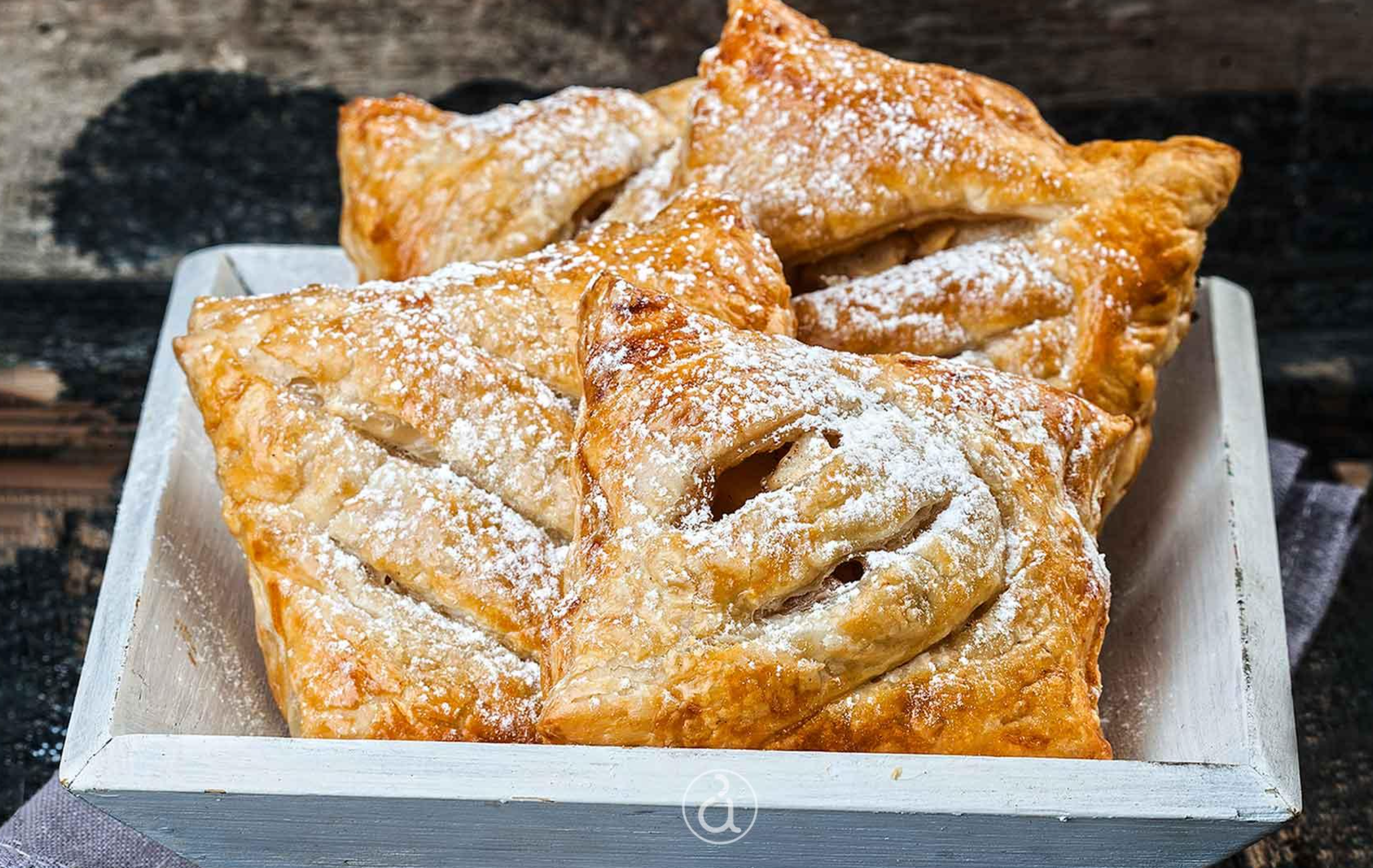 Recipe of the Day: Mini Apple Pies