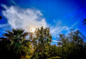 Sunny, Fall Weather Persists across Greece