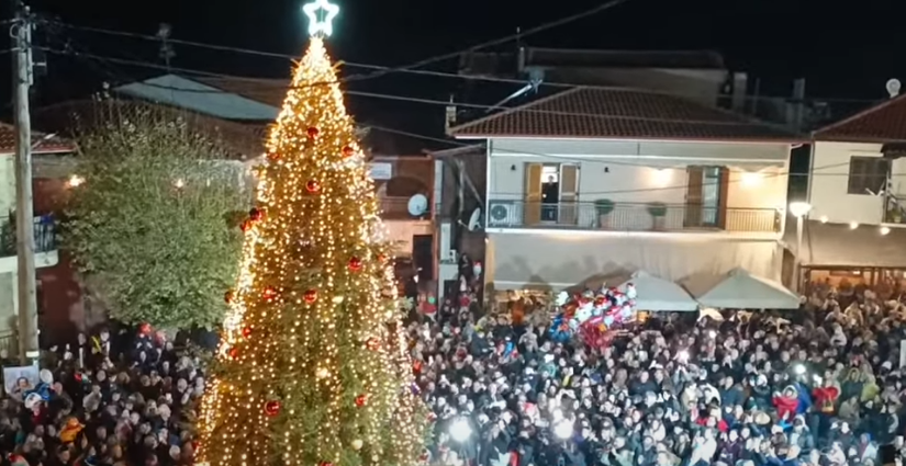 ‘First Christmas Tree Lighting of the Season’ Event Held in N. Greece Village