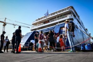 Greece’s Piraeus Named Top Passenger Shipping Port in 2024