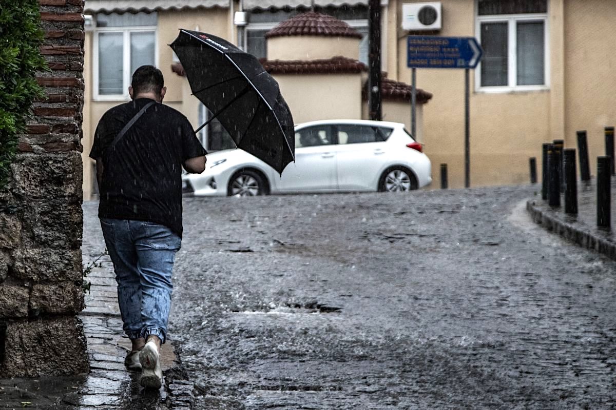 Heavy Rain Warning Prompts Fears of Flooding in Greece