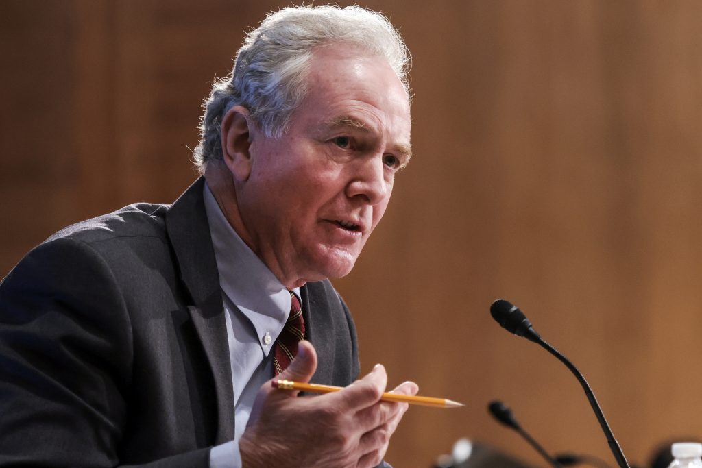 Sen. Chris Van Hollen Defends Biden’s Ukraine Missile Policy Amid Concerns of Escalation