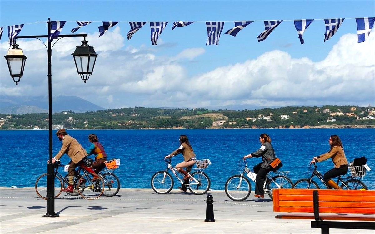  Greece’s Bike Friendly Label Sets Cycling Tourism in Motion