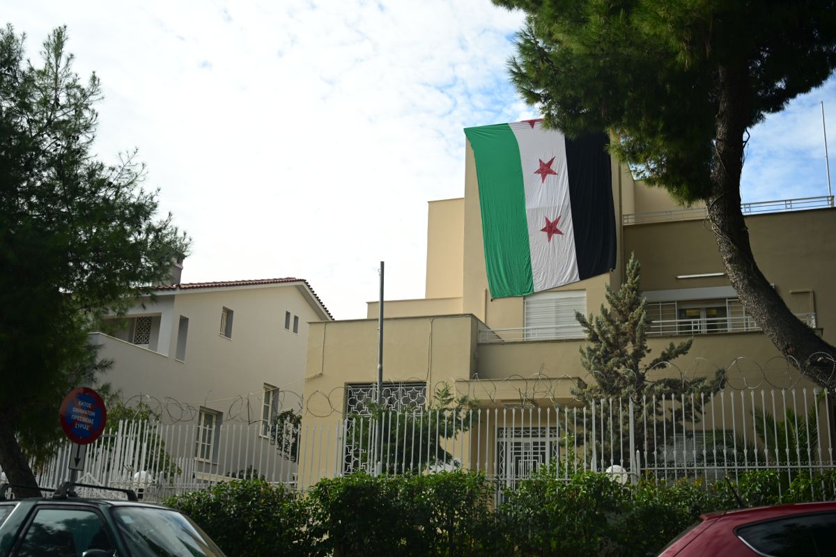 Protesters Storm Syrian Embassy in Athens