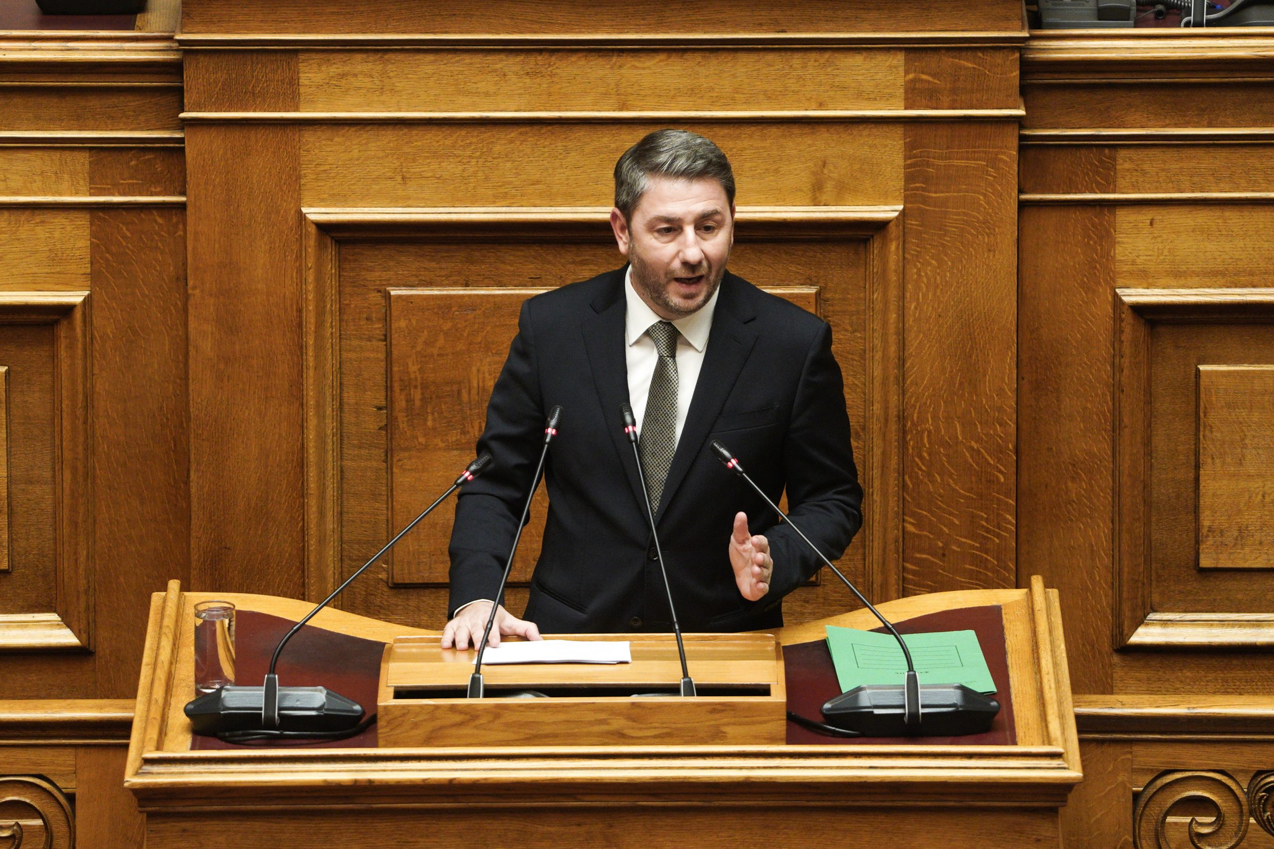 PASOK Proposes Amendment to Budget Bill