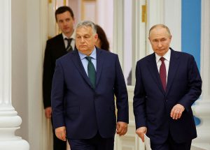 Putin Backs Orban’s Proposal for Xmas Ceasefire, POW Exchange