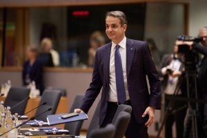 PM Mitsotakis: Emergency EU Summit on Defense in February