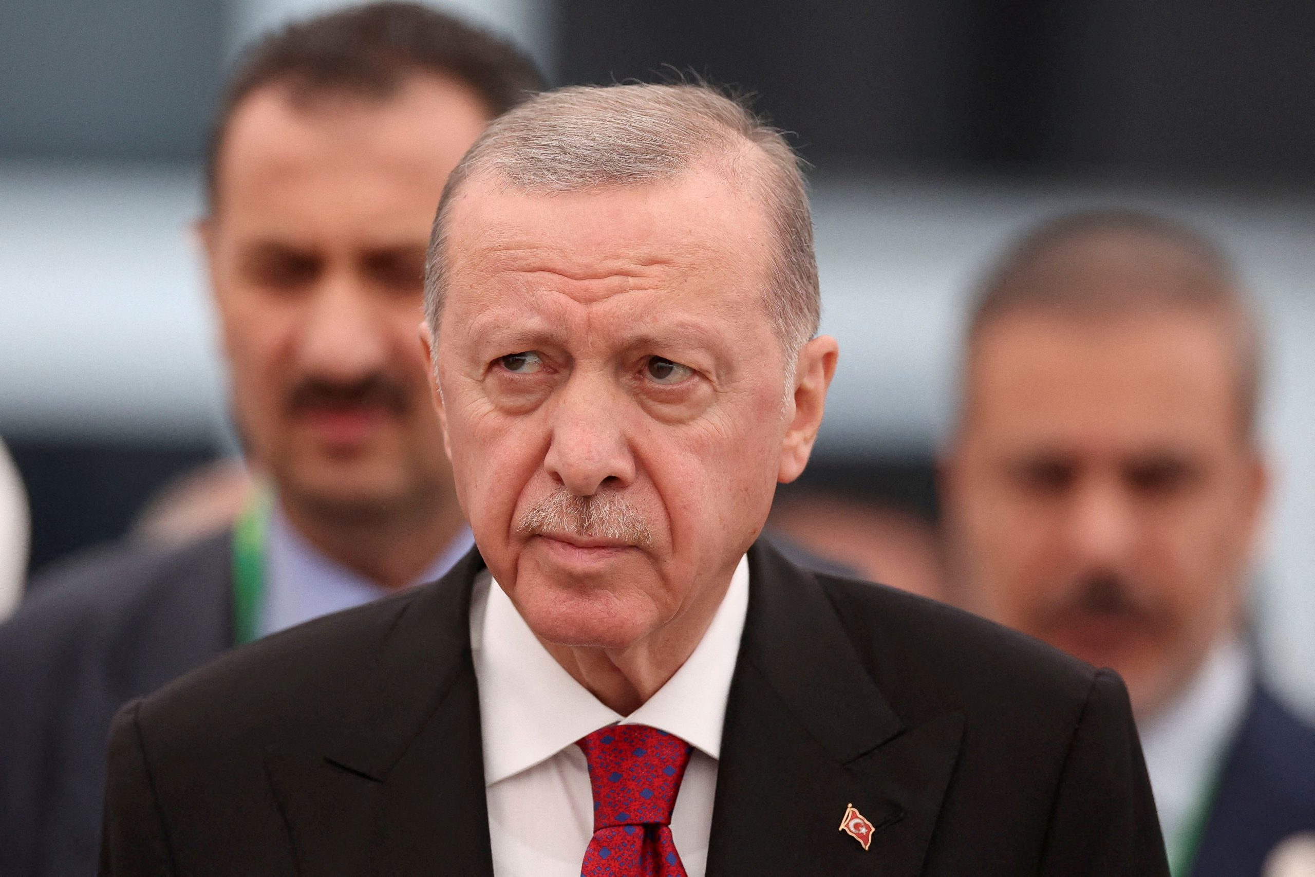 Erdoğan: Kurdish Rebels in Syria Will Either Surrender Their Weapons or Be Buried With Them