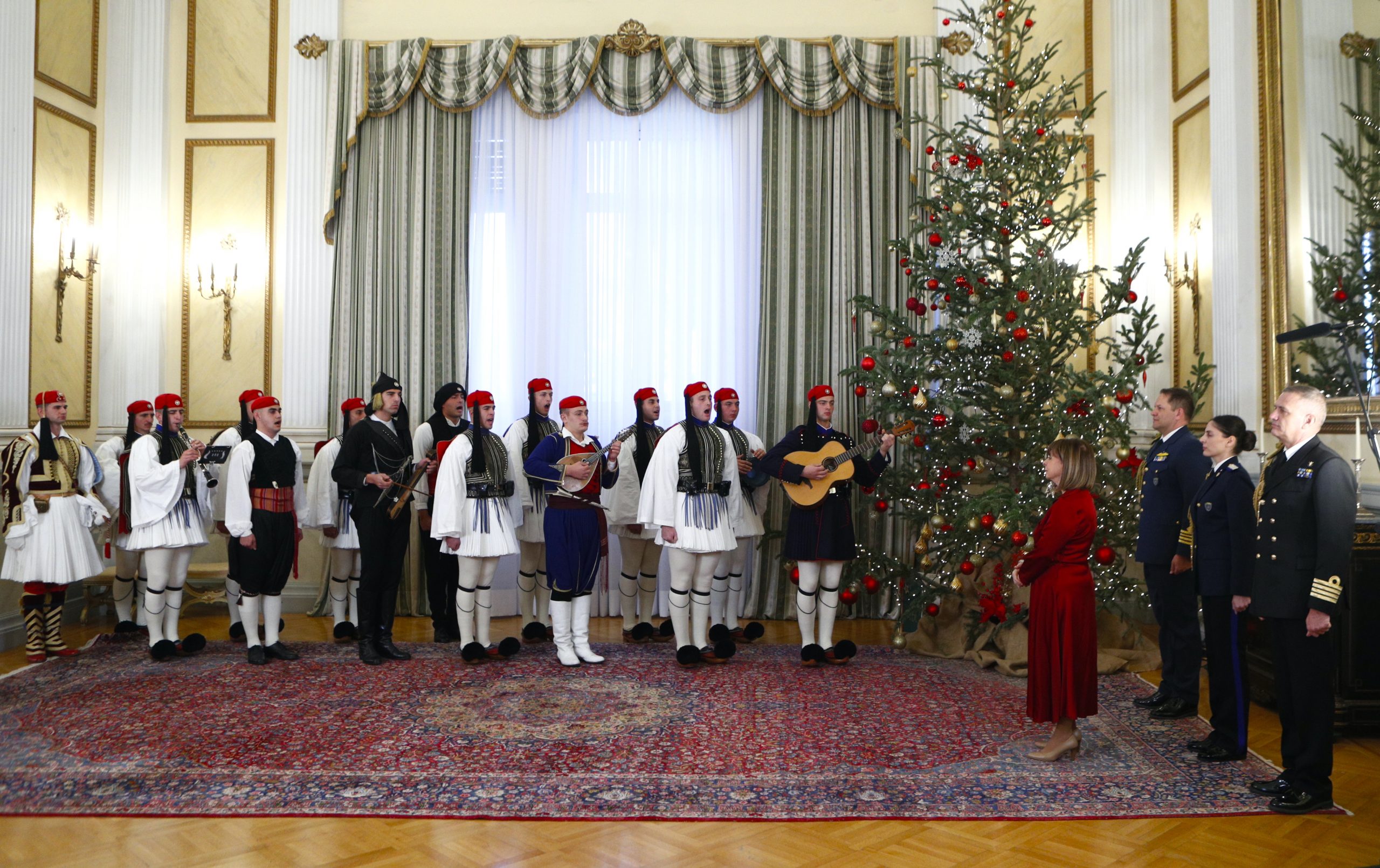 Leaders in Greece Welcome New Year with Traditional Carols