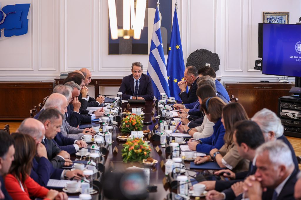 Ahead of Imminent Greek Cabinet Reshuffle, Speculation Runs High