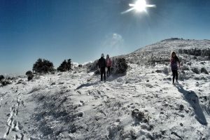 Urgent Bulletin Warns of T-Storms, Snow in Much of Greek Mainland