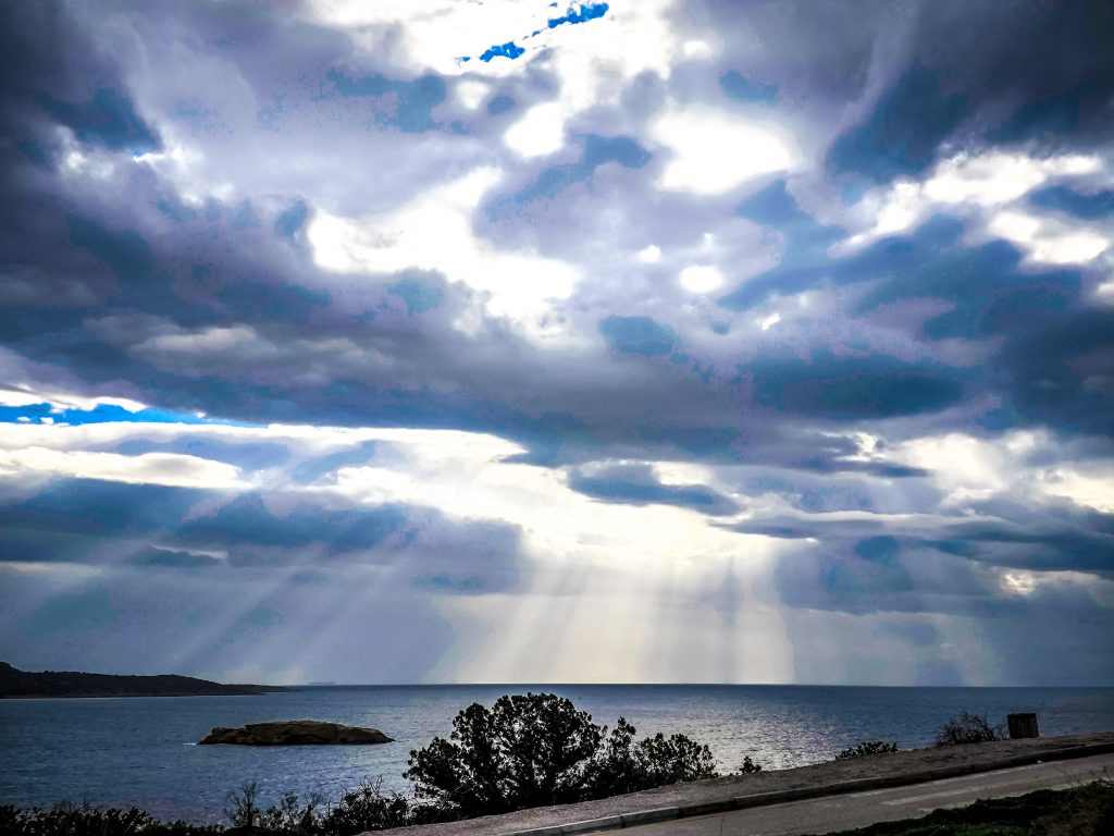 Cloudy, Chance of Rain in Greece Tuesday